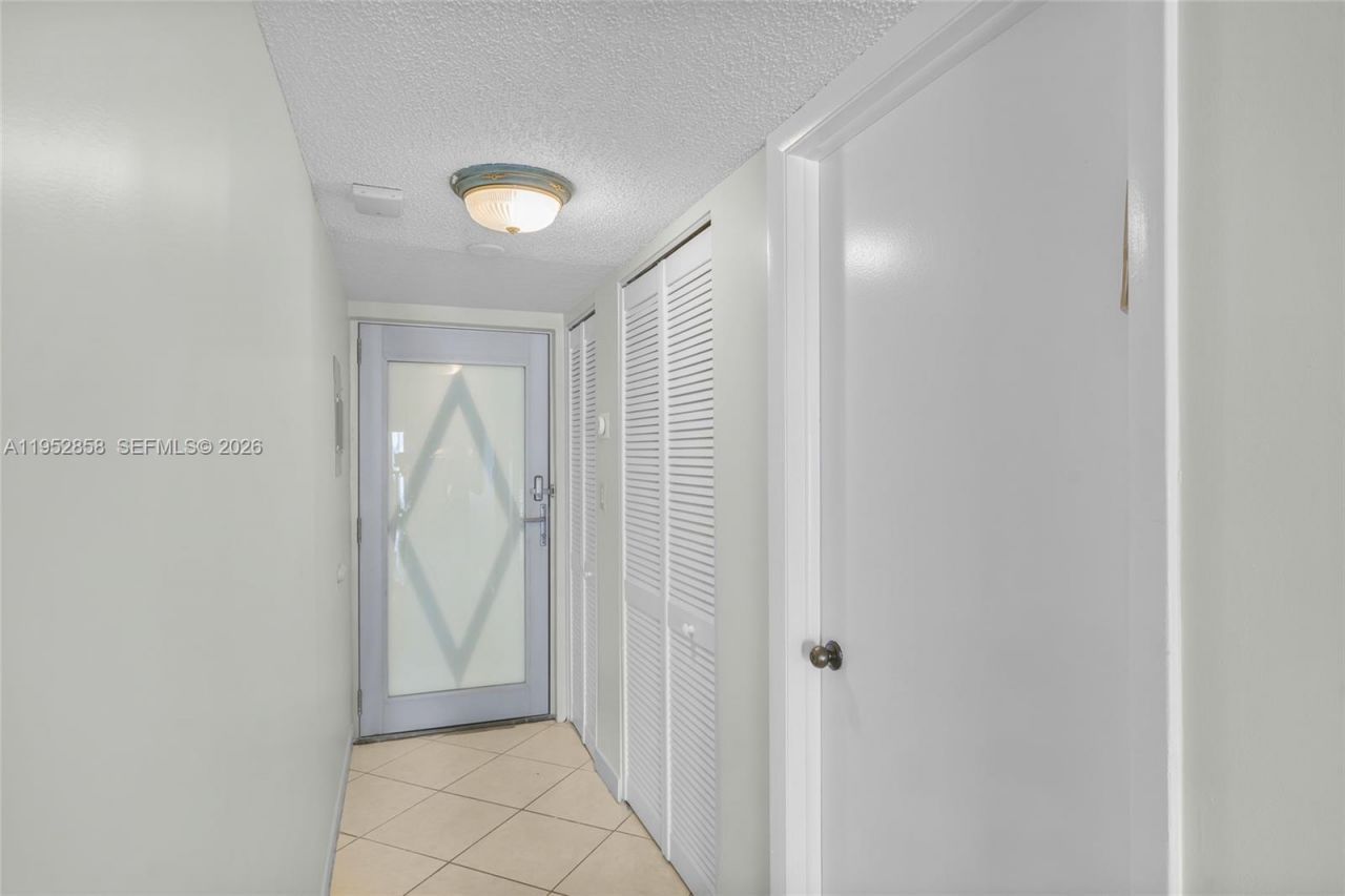 4141 Collins Ave, Unit 201, Miami Beach, FL 33140 Photo