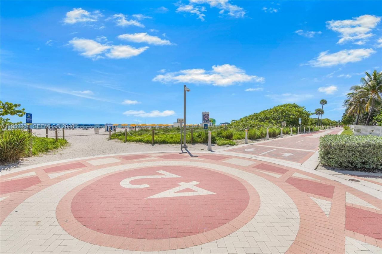 4141 Collins Ave, Unit 201, Miami Beach, FL 33140 Photo