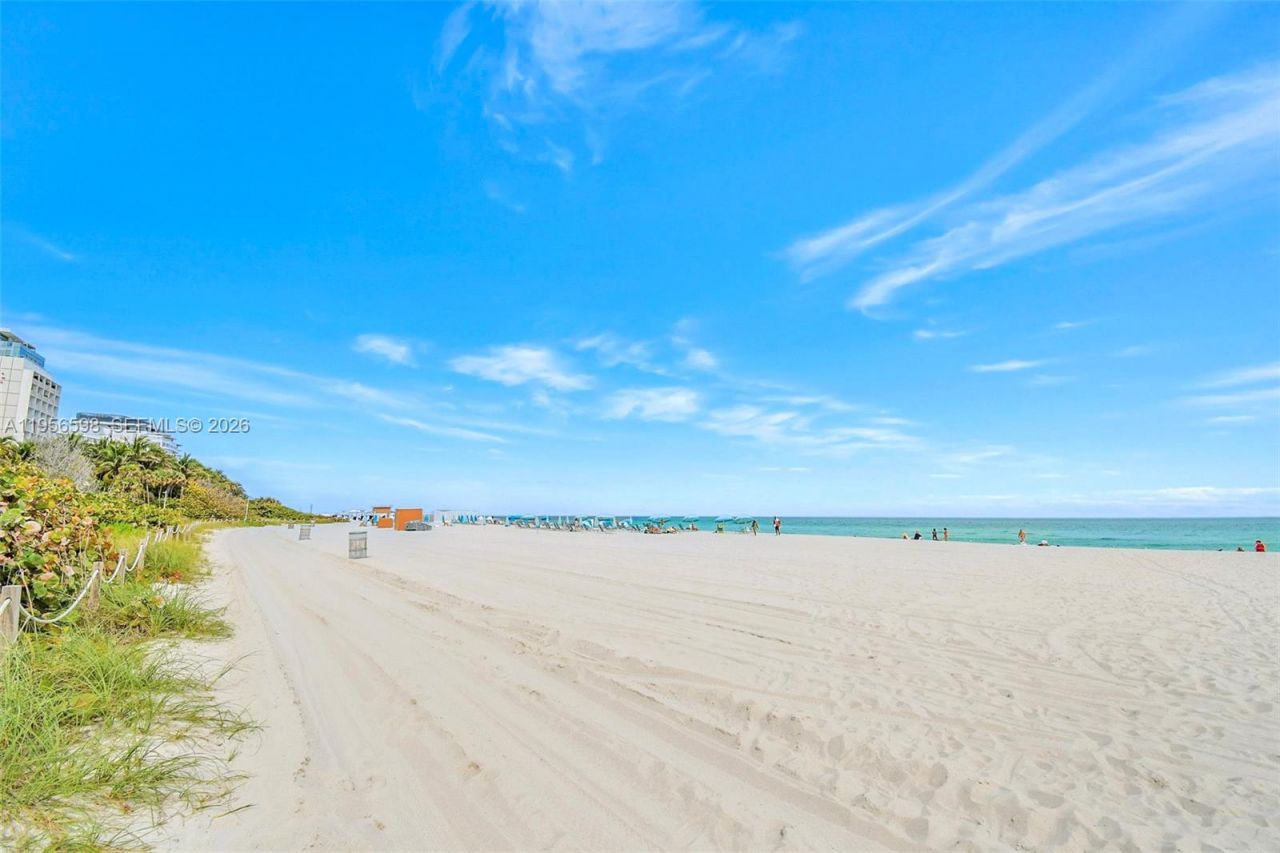 2924 Collins Avenue , Unit 501, Miami Beach, FL 33140 Photo