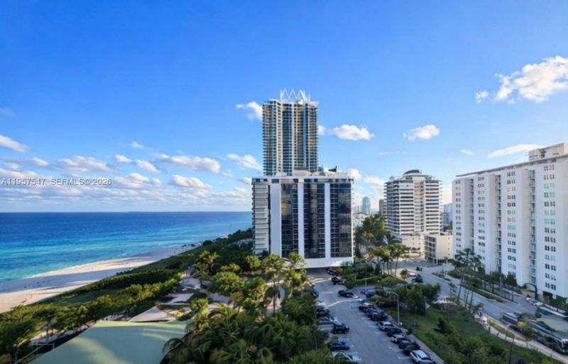6515 Collins Ave , Unit 905, Miami Beach, FL 33141 Photo