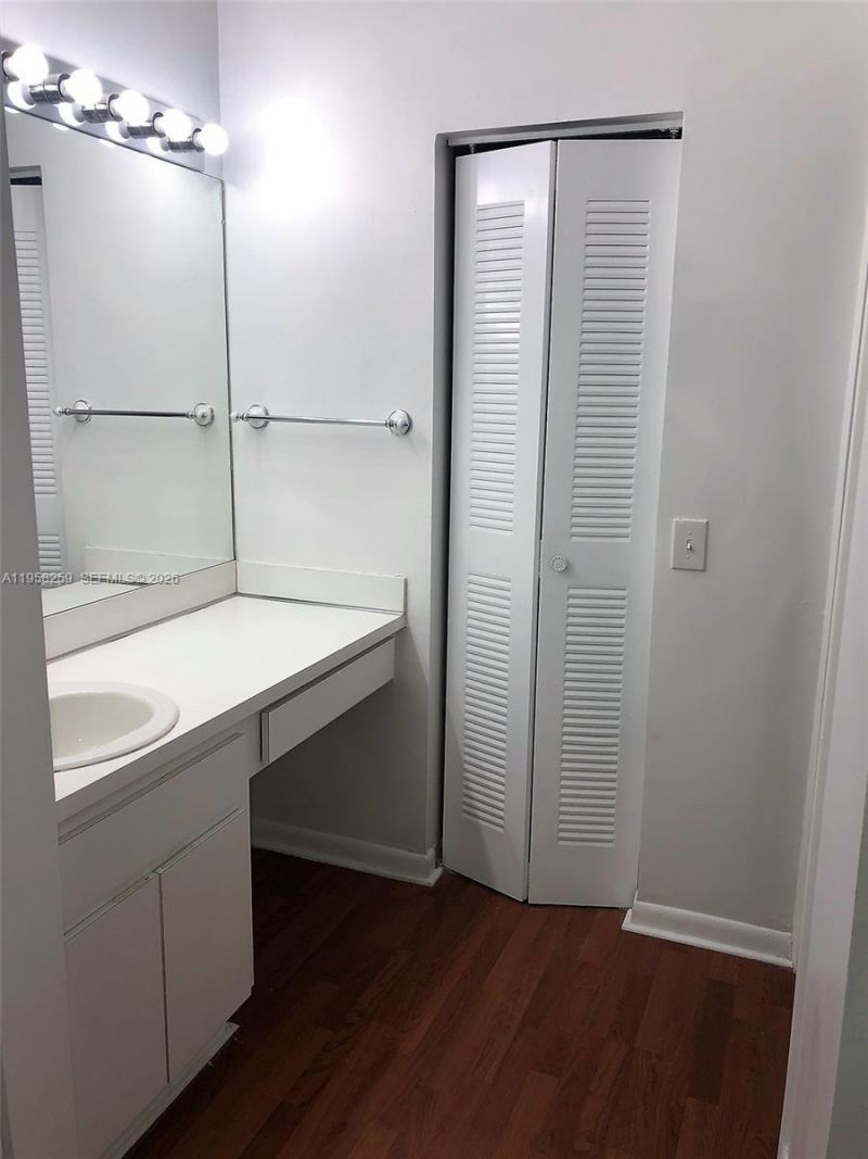 6407 SW 132nd Ct Cir, Miami, FL 33183 Photo