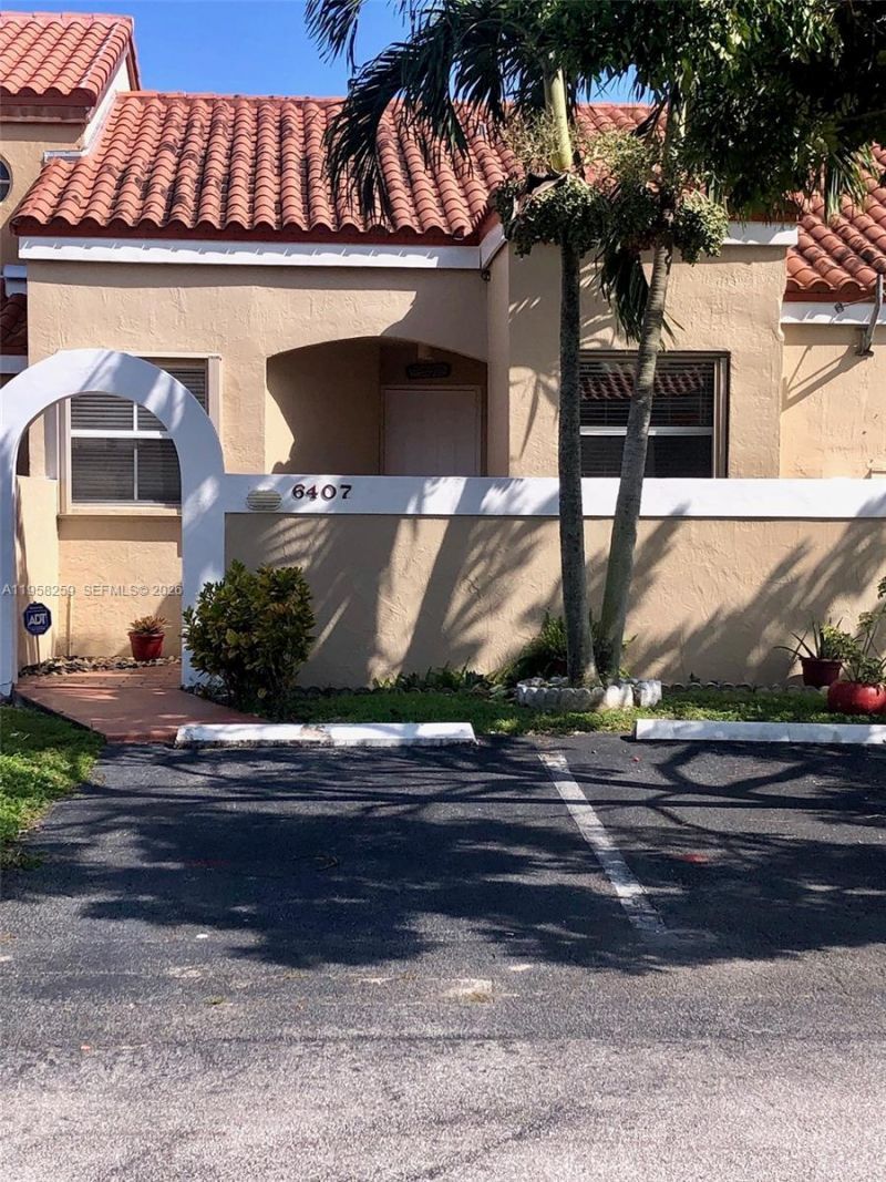 6407 SW 132nd Ct Cir, Miami, FL 33183 Photo