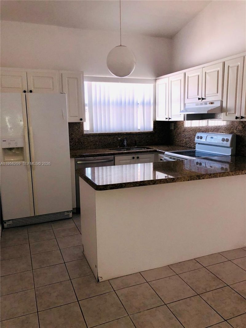 6407 SW 132nd Ct Cir, Miami, FL 33183 Photo