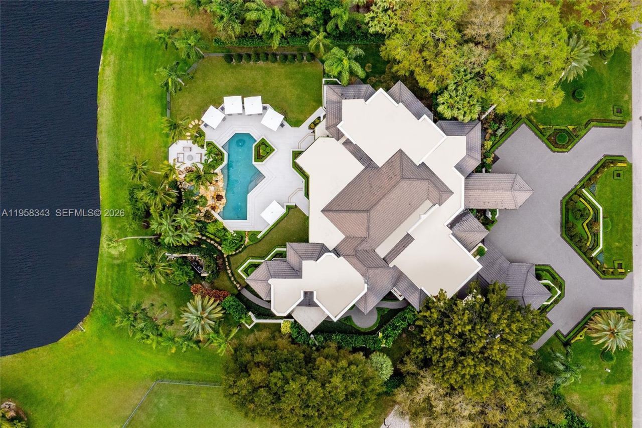 2965 Surrey Ln, Weston, FL 33331 Photo