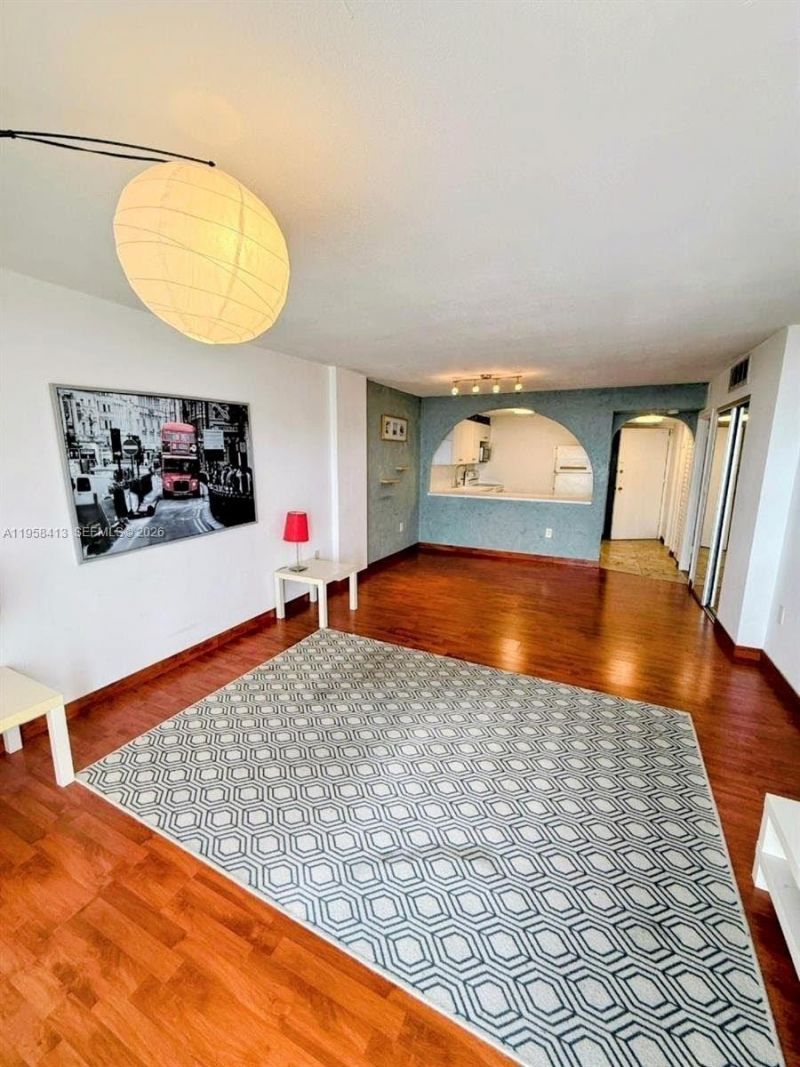 13155 Ixora Ct, Unit 603, North Miami, FL 33181 Photo