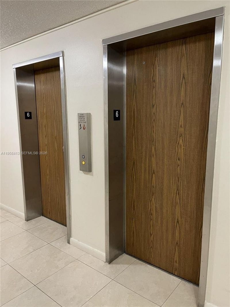 13155 Ixora Ct, Unit 603, North Miami, FL 33181 Photo