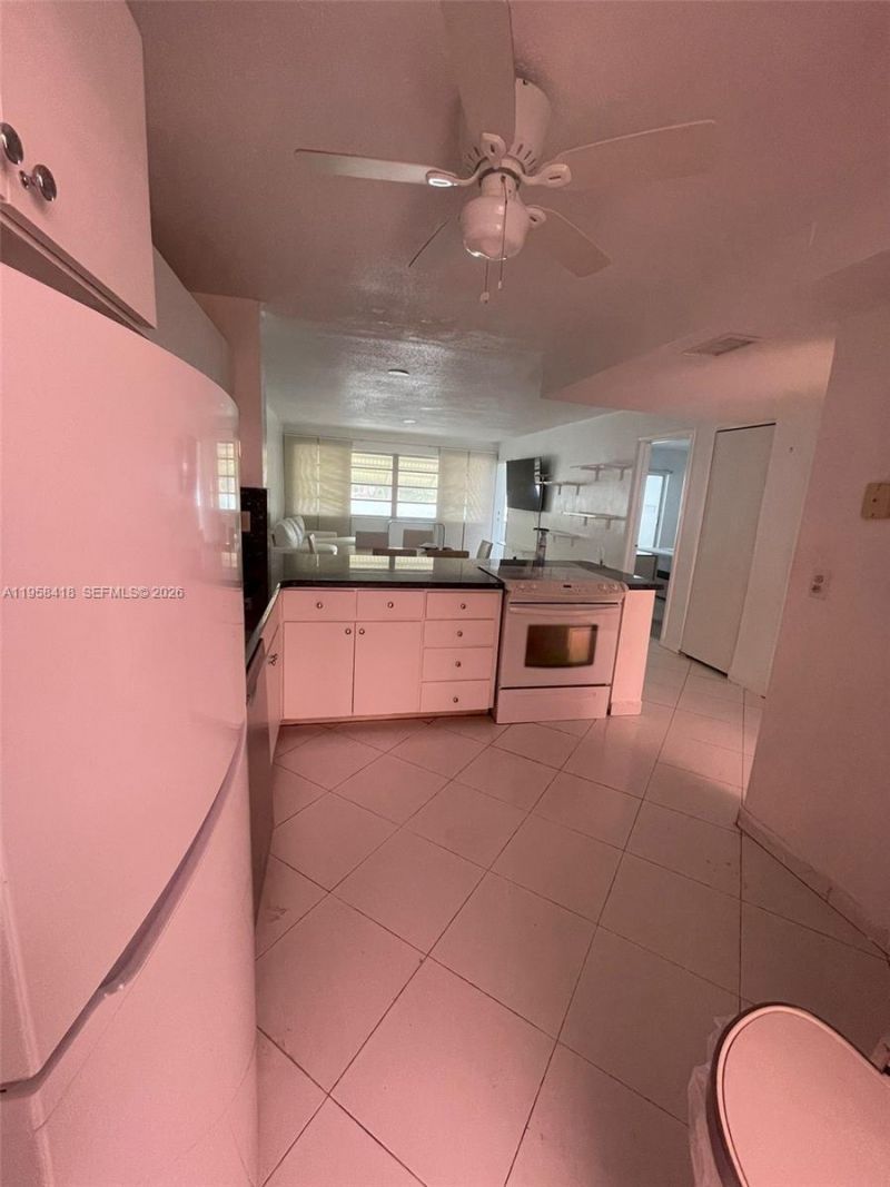 215 SE 3rd Ave, Unit 103C, Hallandale Beach, FL 33009 Photo