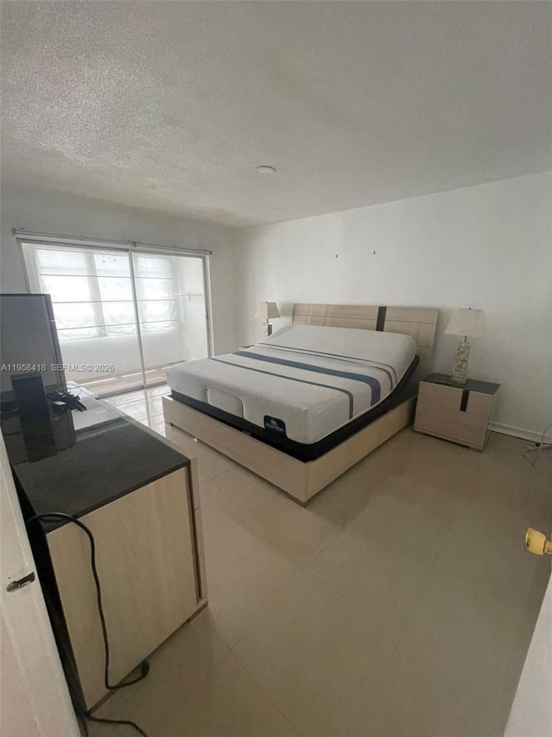 215 SE 3rd Ave, Unit 103C, Hallandale Beach, FL 33009 Photo