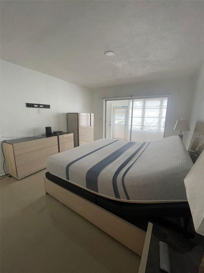 215 SE 3rd Ave, Unit 103C, Hallandale Beach, FL 33009 Photo