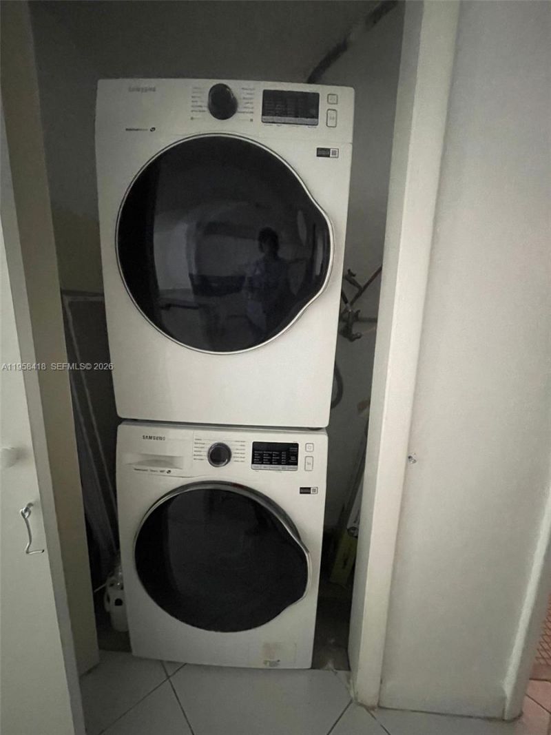 215 SE 3rd Ave, Unit 103C, Hallandale Beach, FL 33009 Photo