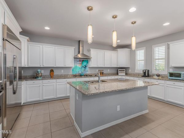 16064 W SOFT WIND Drive, Surprise, AZ 85387