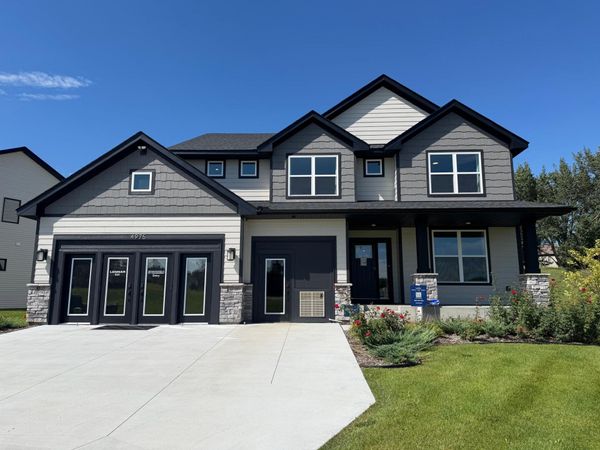 4975 Noble Drive NW, Rochester, MN 55901