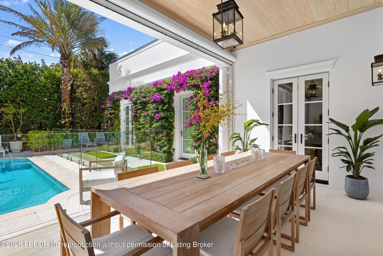 208 Sandpiper Drive, Palm Beach, FL 33480 Photo