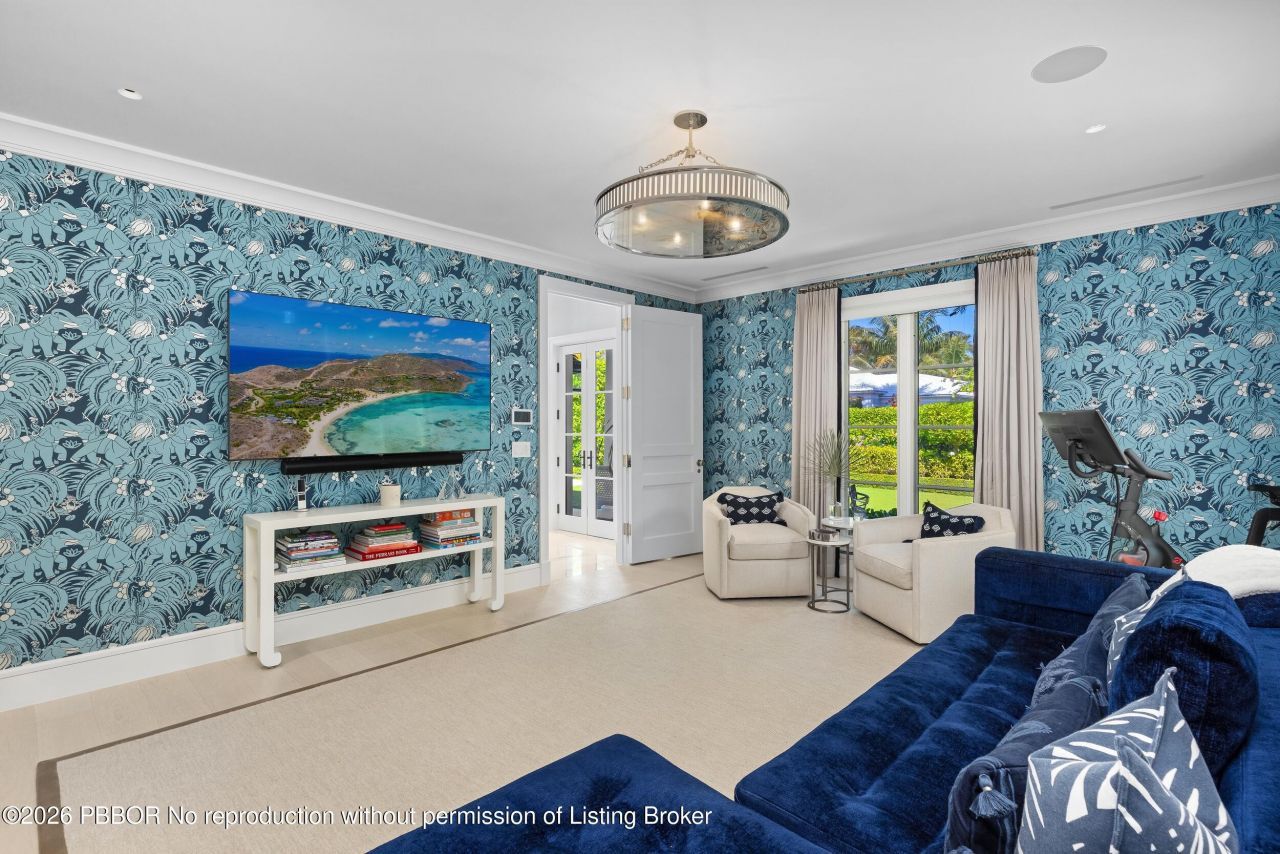 208 Sandpiper Drive, Palm Beach, FL 33480 Photo