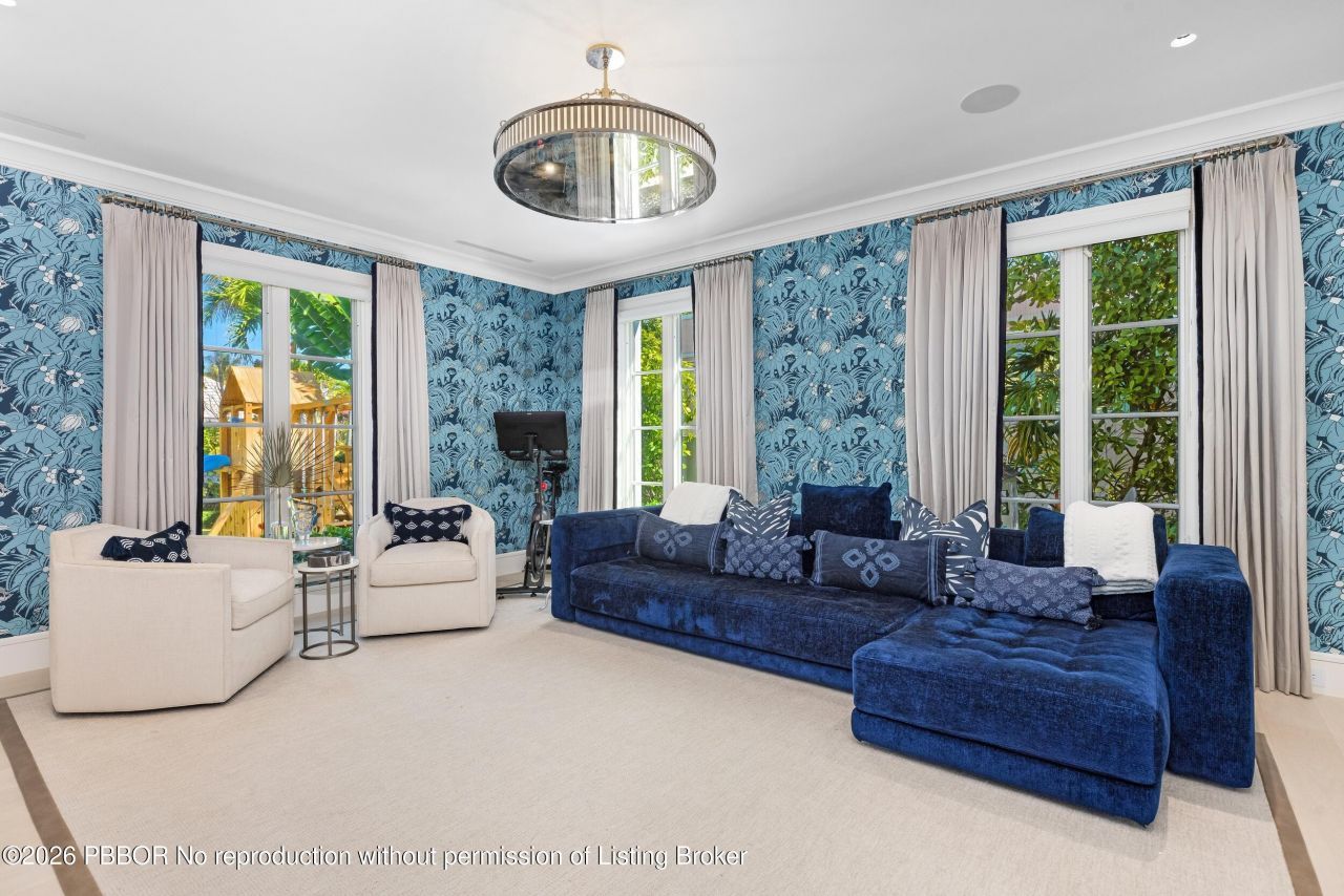 208 Sandpiper Drive, Palm Beach, FL 33480 Photo