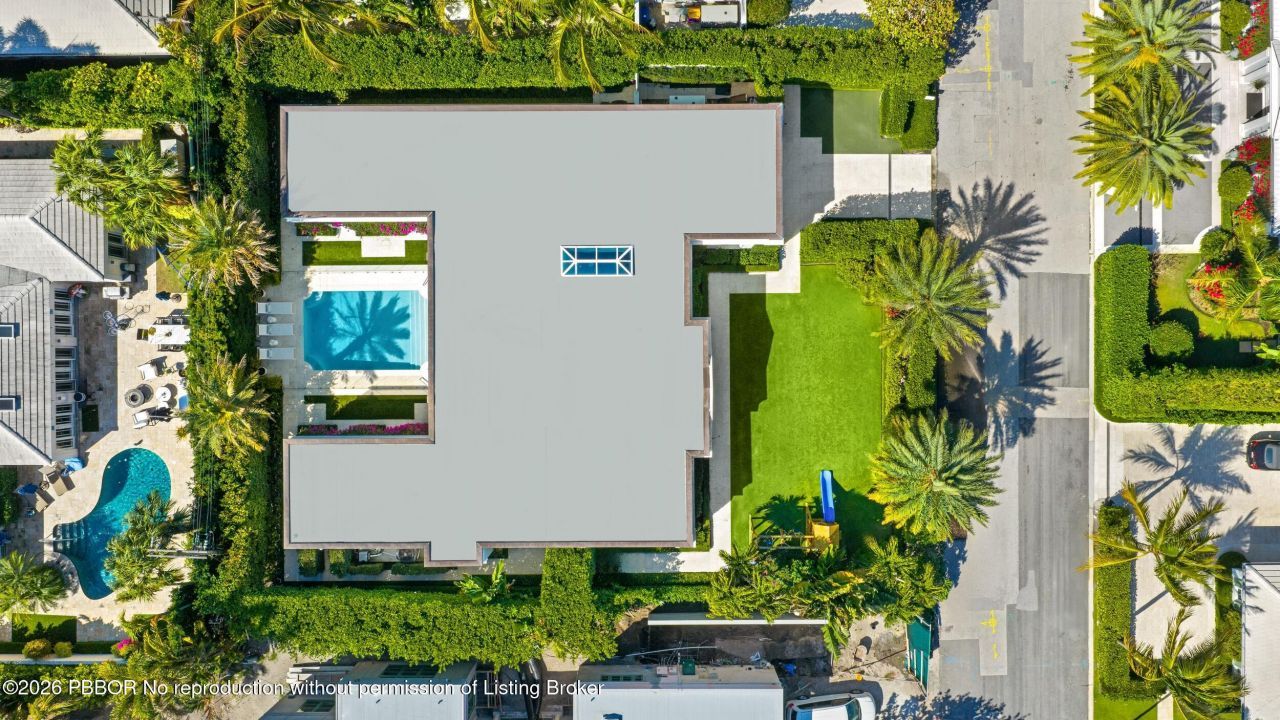 208 Sandpiper Drive, Palm Beach, FL 33480 Photo