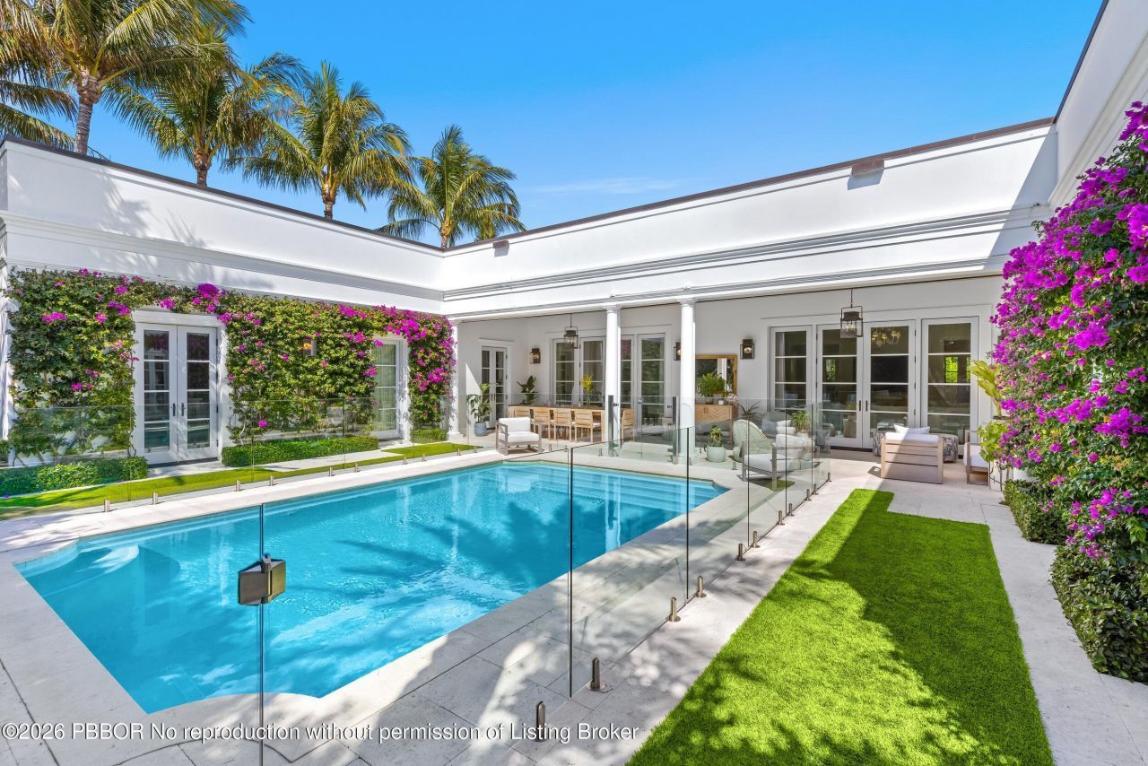 208 Sandpiper Drive, Palm Beach, FL 33480 Photo