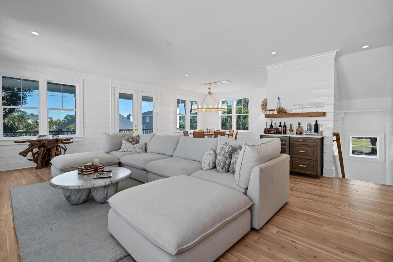 42 Battery Park Road Photo 29