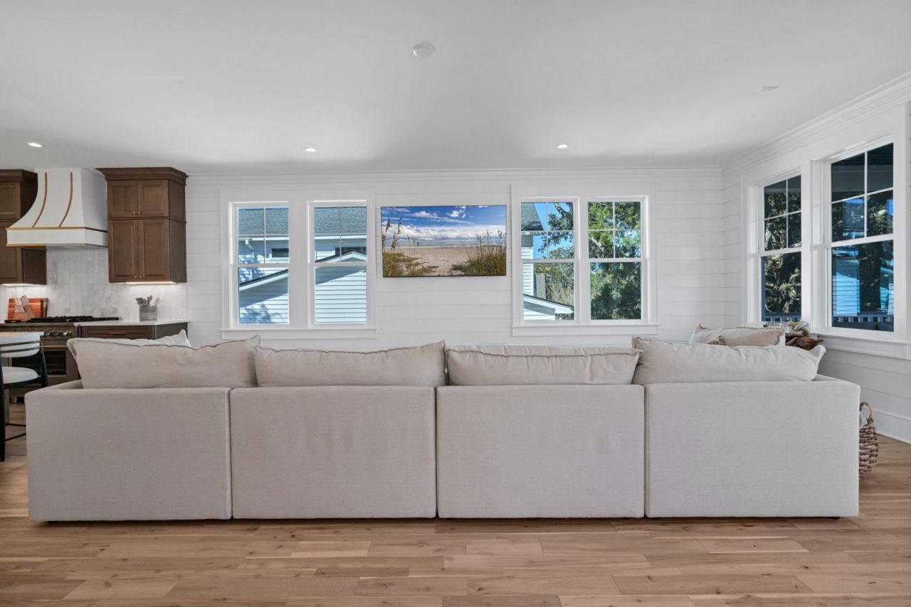 42 Battery Park Road Photo 36