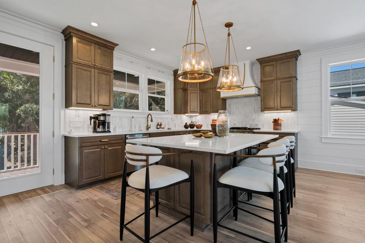 42 Battery Park Road Photo 4