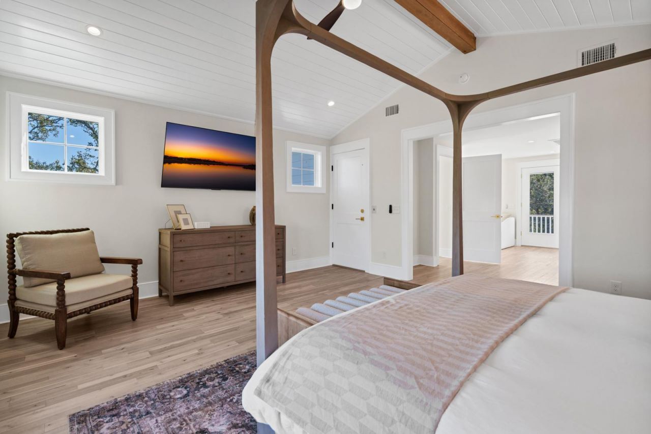 42 Battery Park Road Photo 43