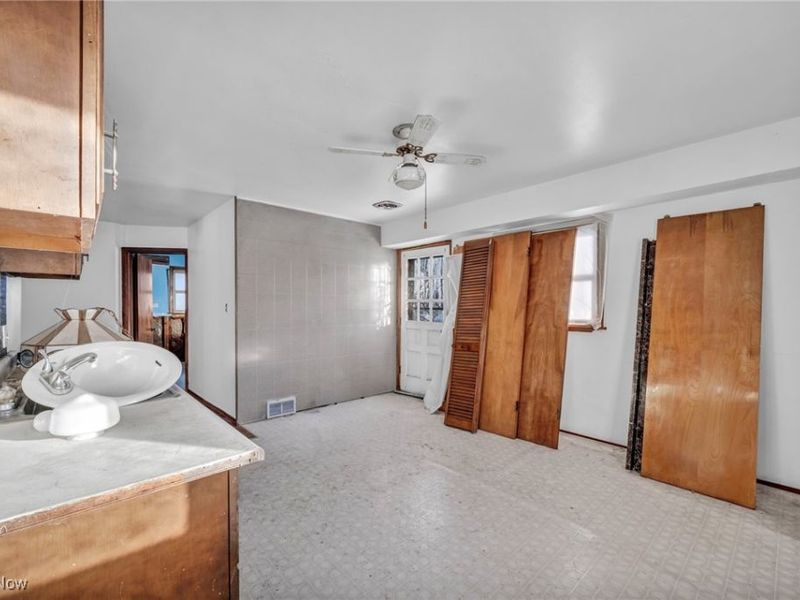14750 Schreiber Road, Maple Heights, OH 44137 Photo 15