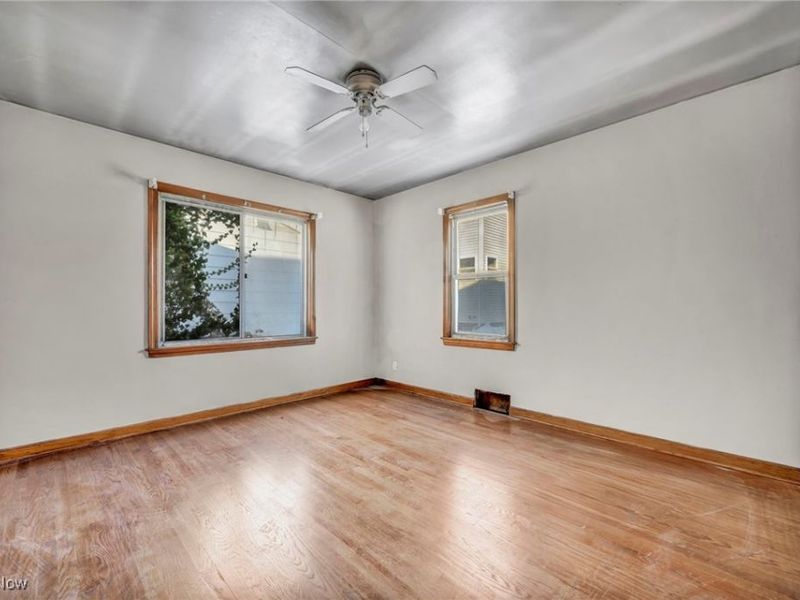 14750 Schreiber Road, Maple Heights, OH 44137 Photo 19