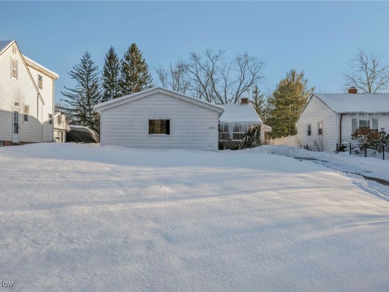14750 Schreiber Road, Maple Heights, OH 44137 Photo 5