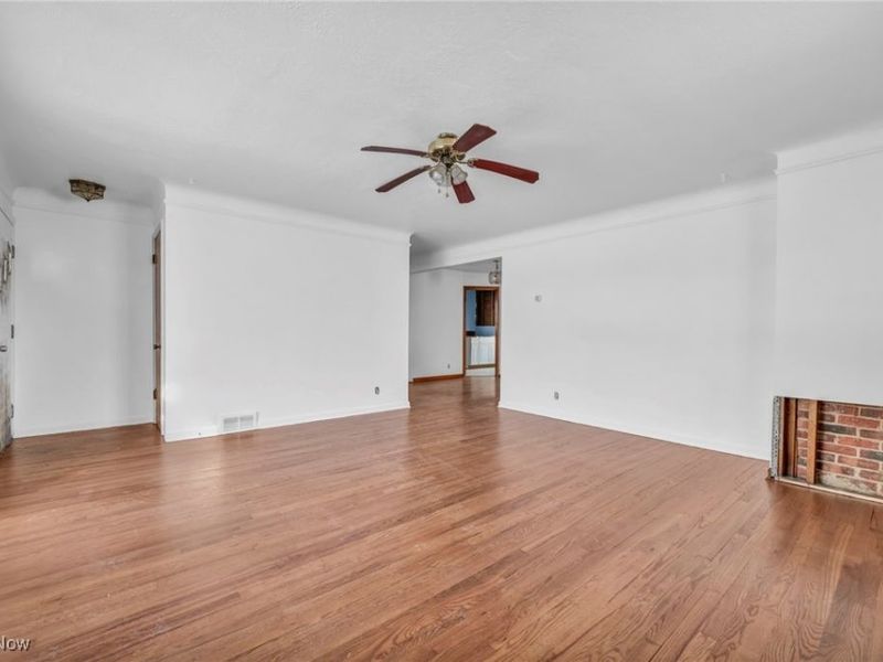 14750 Schreiber Road, Maple Heights, OH 44137 Photo 8