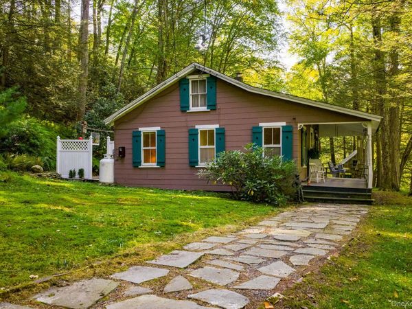 2 Shingle Kill Court, Sparrowbush, NY 12780