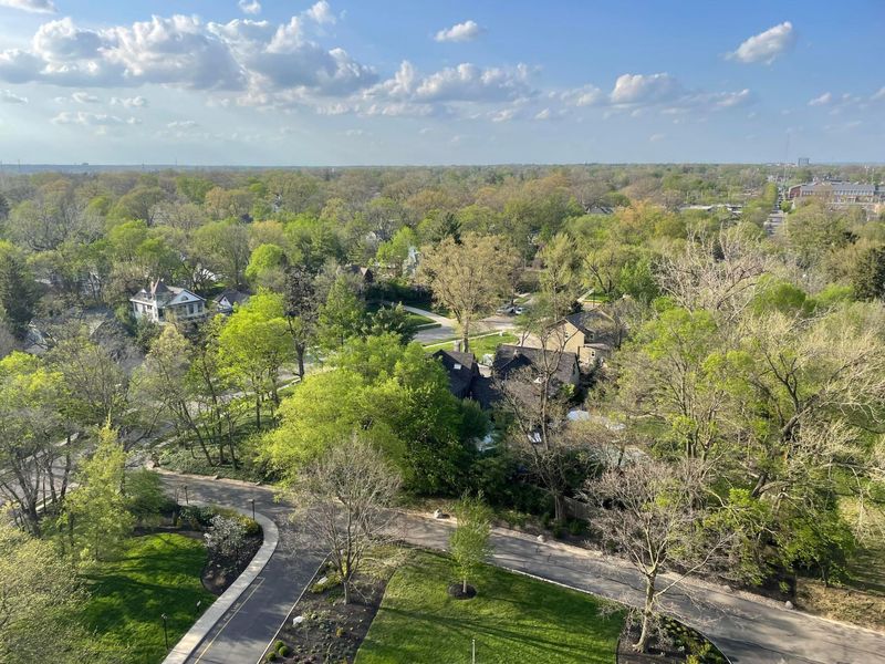 1000 Urlin Avenue, Unit 1402, Columbus, OH 43212 Photo 6