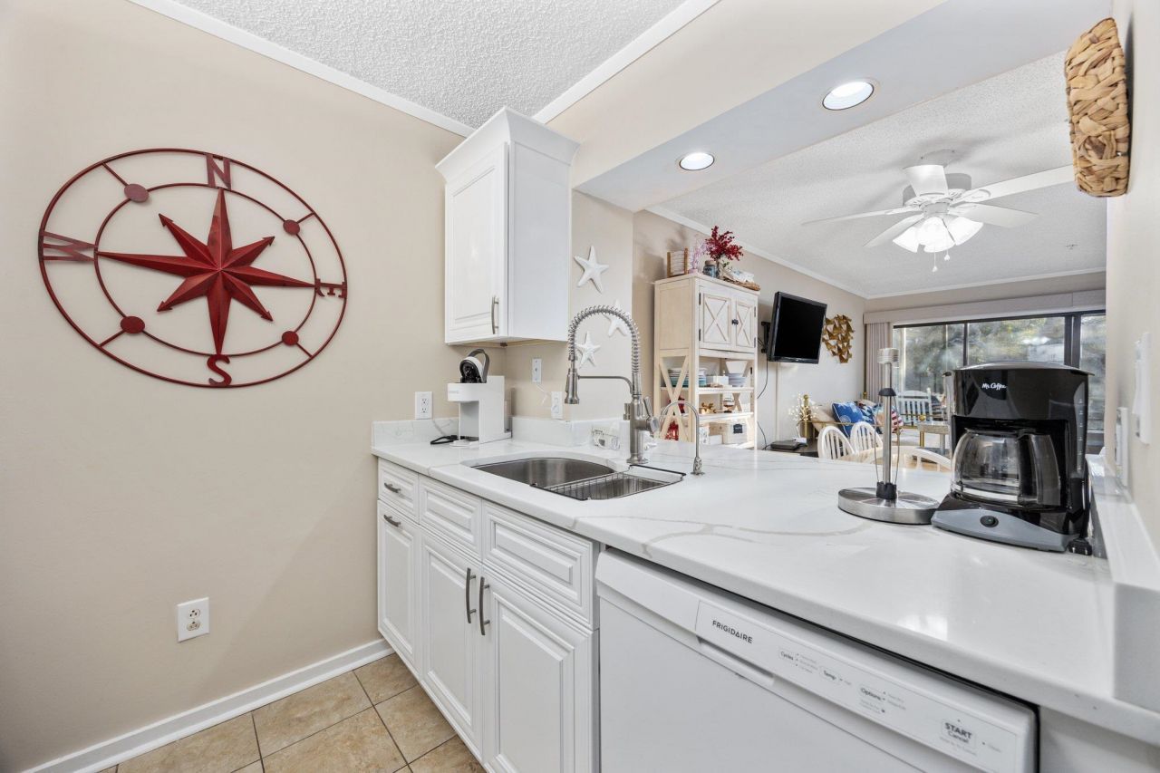 415 Ocean Creek Dr. Photo 14