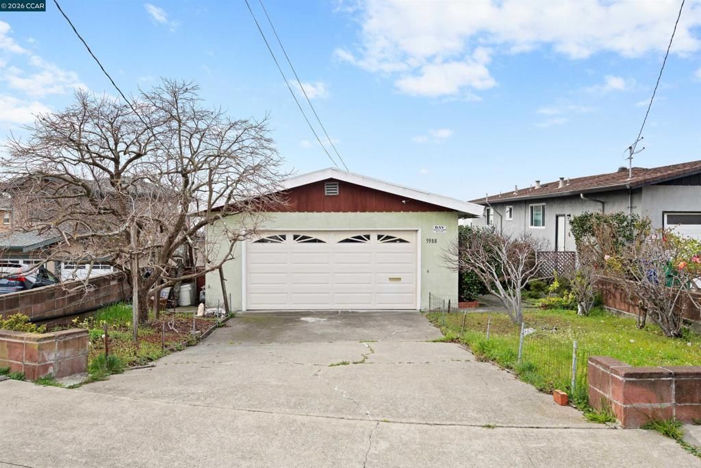 5988 5988 Monterey Ave, Richmond, CA 94805 Main Photo