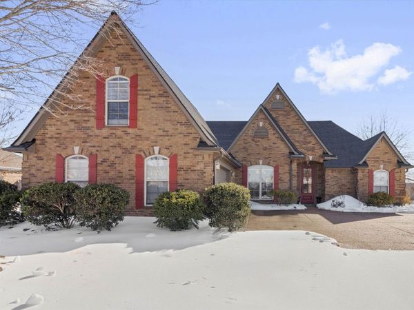 495 HEDGE ROSE BLVD, Somerville, TN 38068
