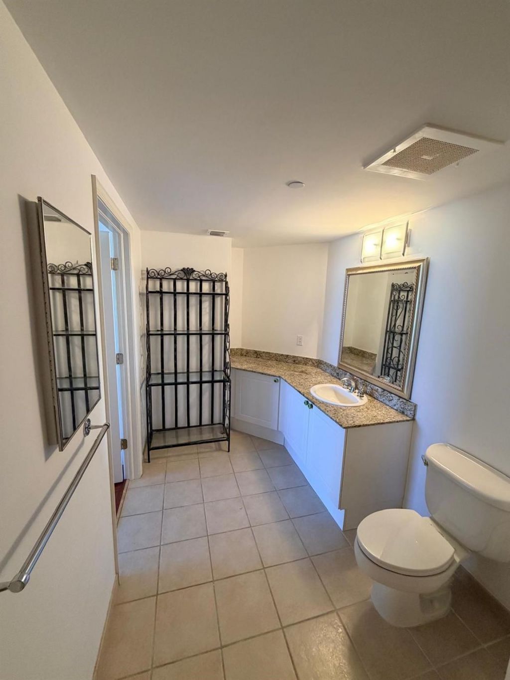 19501 W Country Club Drive, Unit 1814, Aventura, FL 33180 Photo