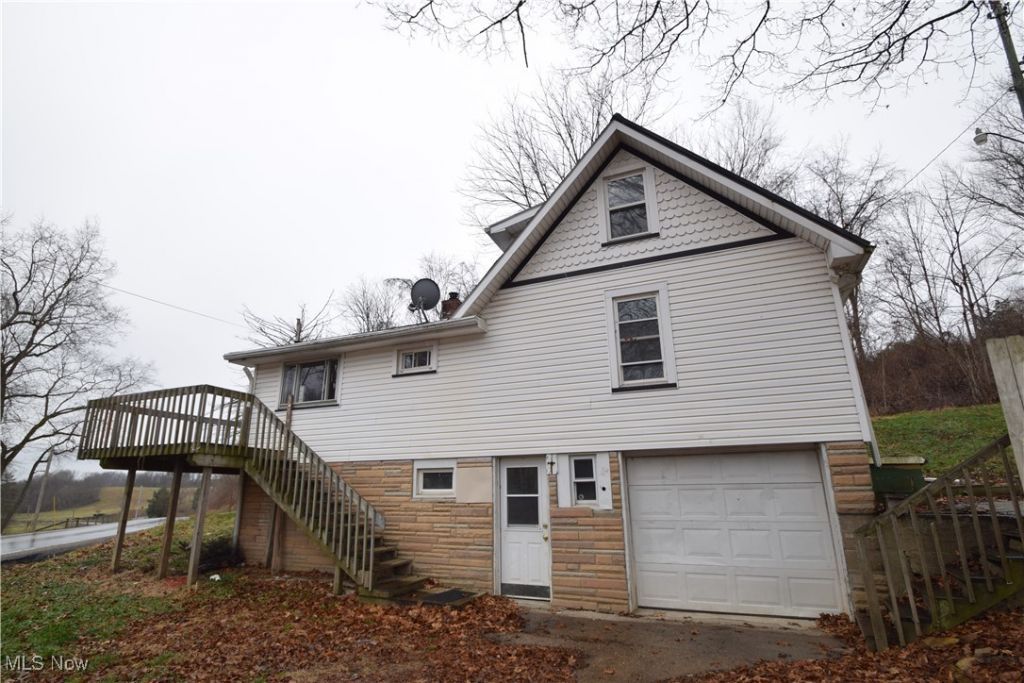 5590 Dover Zoar Road Ne, Dover, OH 44622 Main Photo