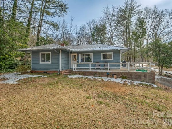 1685 Lynn Road , Columbus, NC 28722