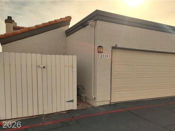 2119 Pebble Creek Lane, Laughlin, NV 89029