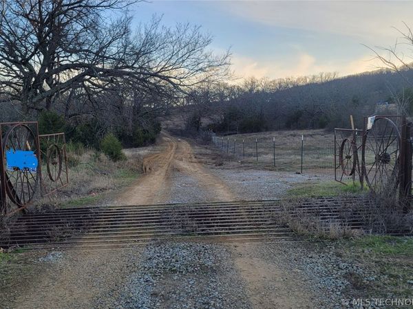 S 230 Road, Henryetta, OK 74437