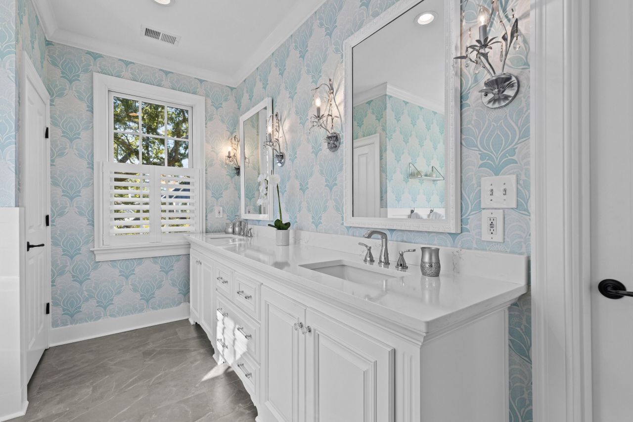 215 Ferryman Lane Photo 36