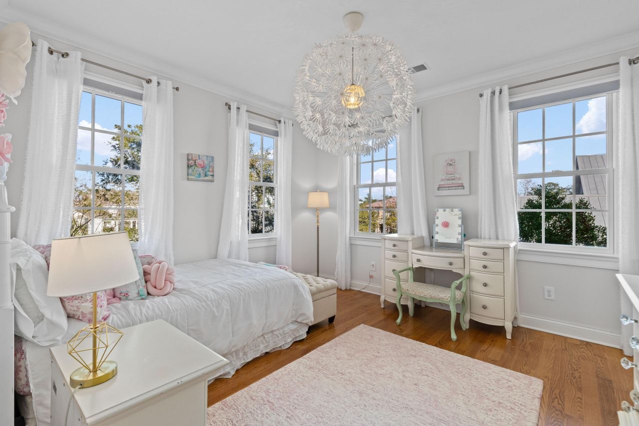 215 Ferryman Lane Photo 40