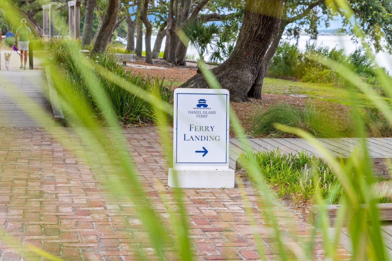 215 Ferryman Lane Photo 77