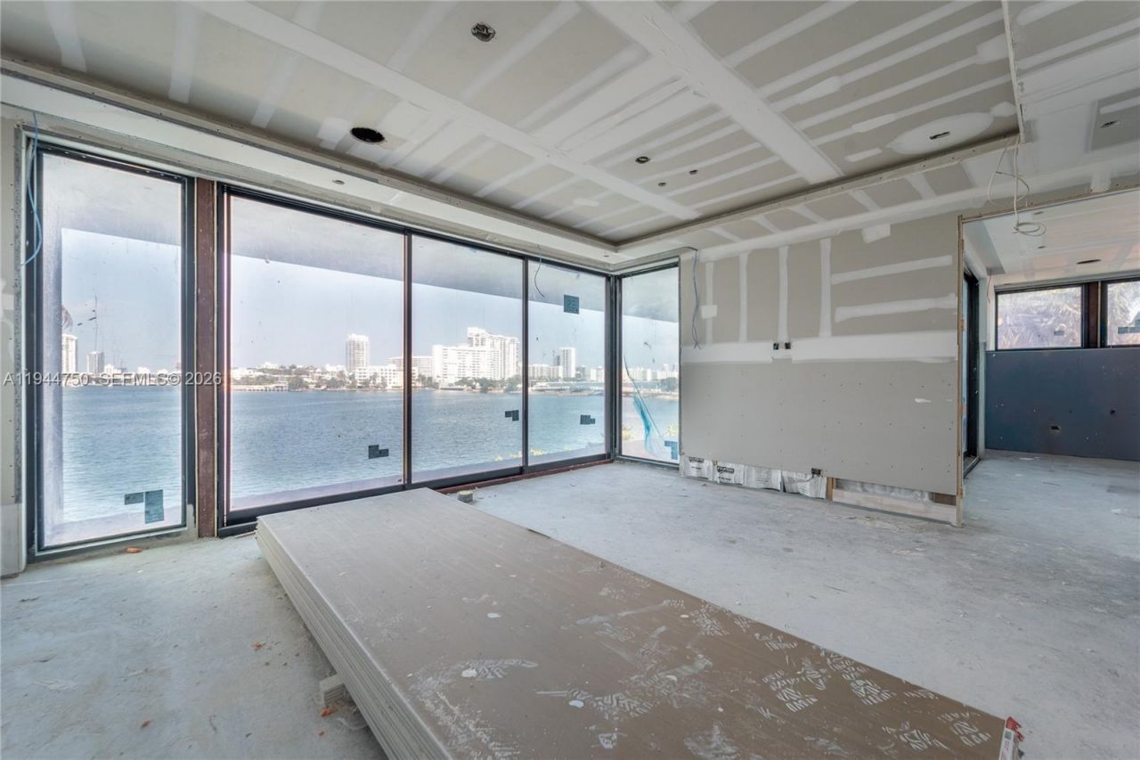 333 E Rivo Alto Dr, Miami Beach, FL 33139 Photo