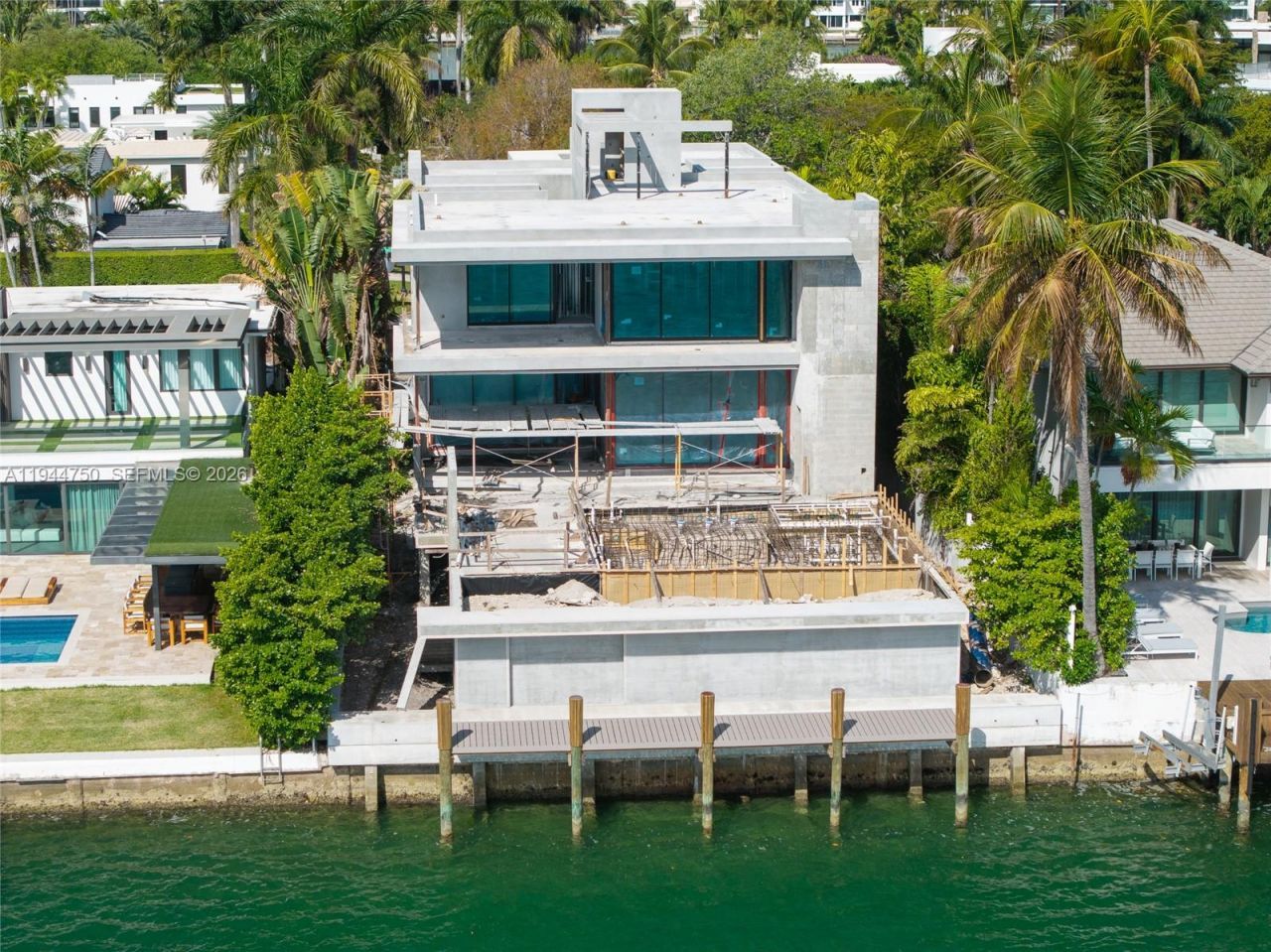 333 E Rivo Alto Dr , Miami Beach, FL 33139 Photo