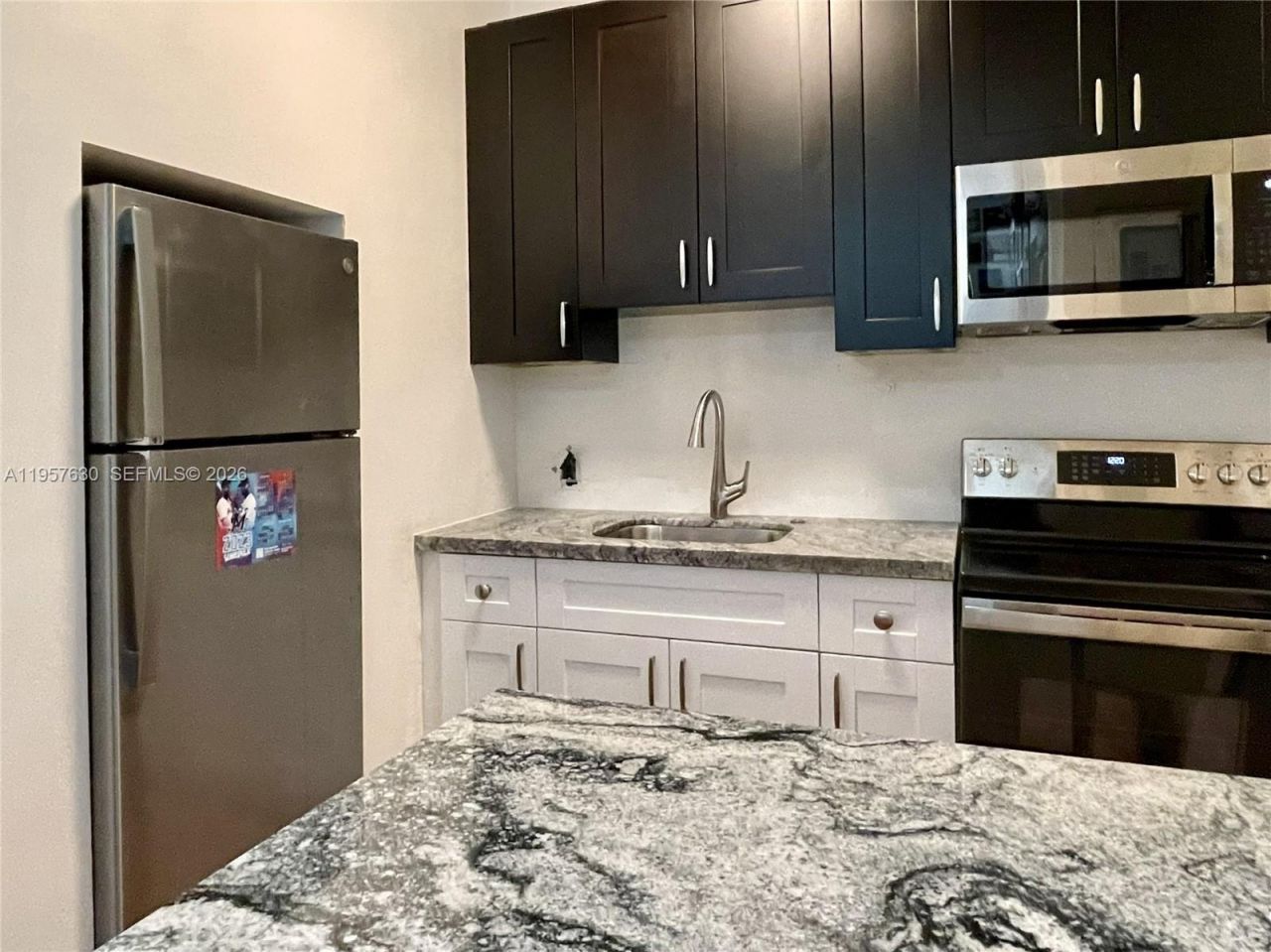 2463 Pine Tree Dr, Unit 4, Miami Beach, FL 33140 Photo