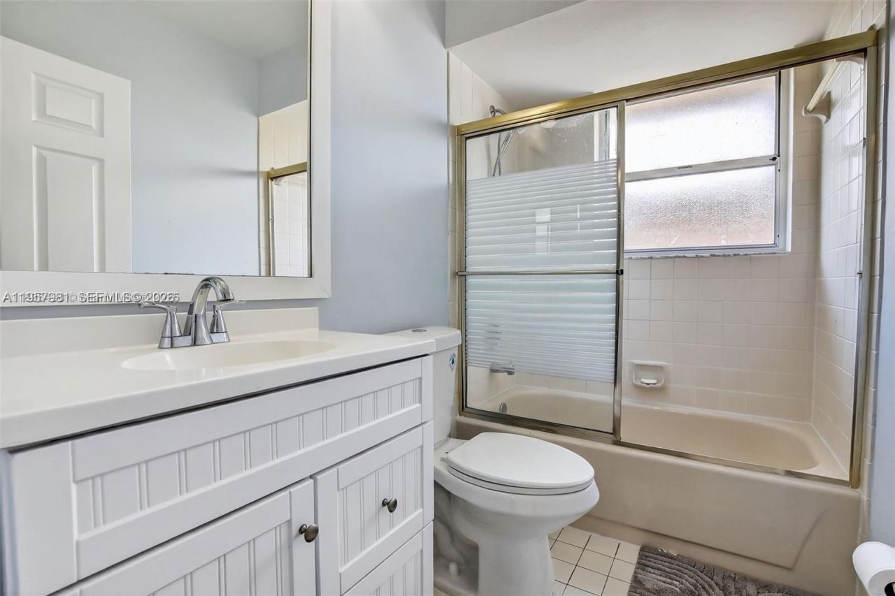 9710 SW 9th Ct, Pembroke Pines, FL 33025 Photo