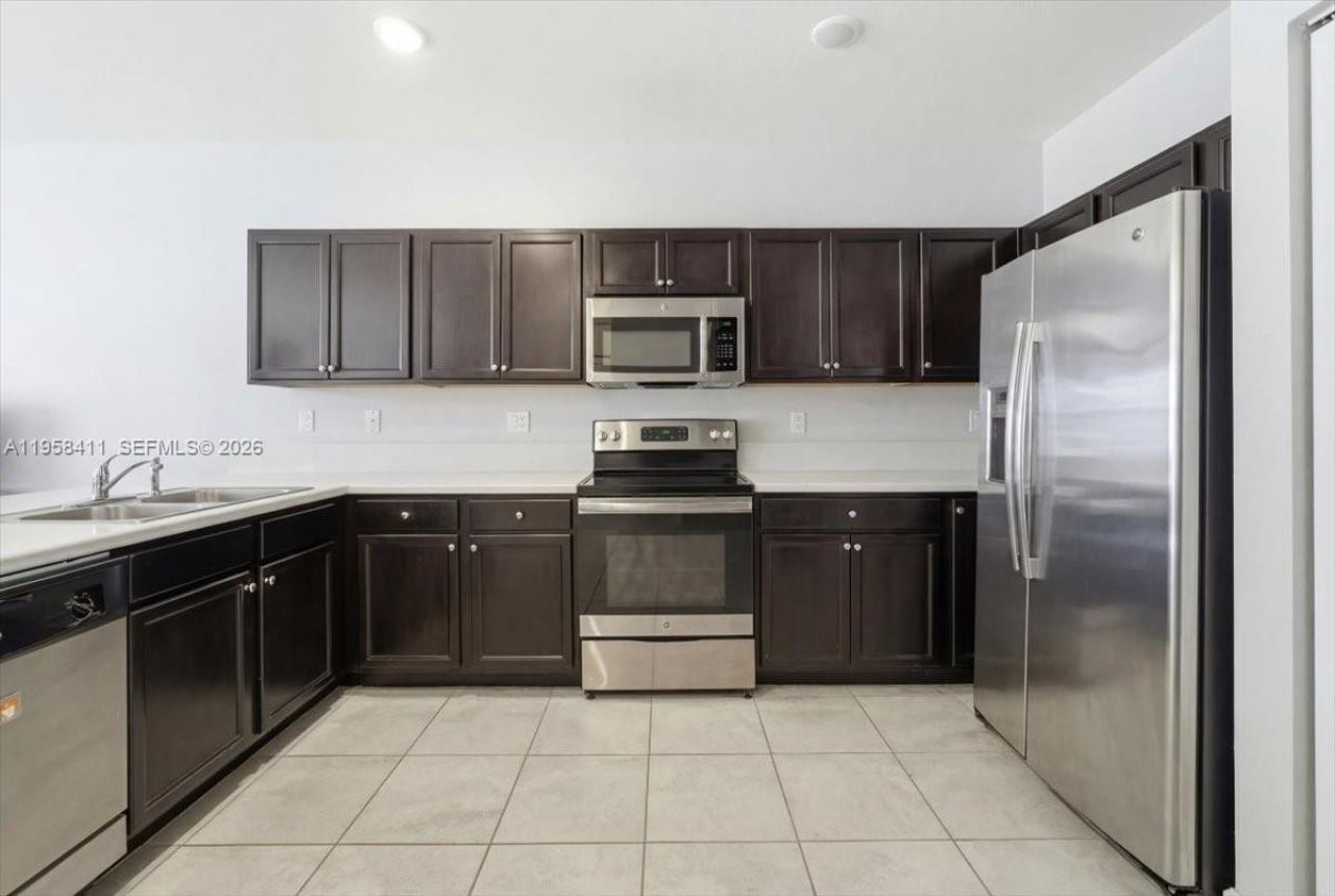 11456 SW 252nd Ter, Homestead, FL 33032 Photo