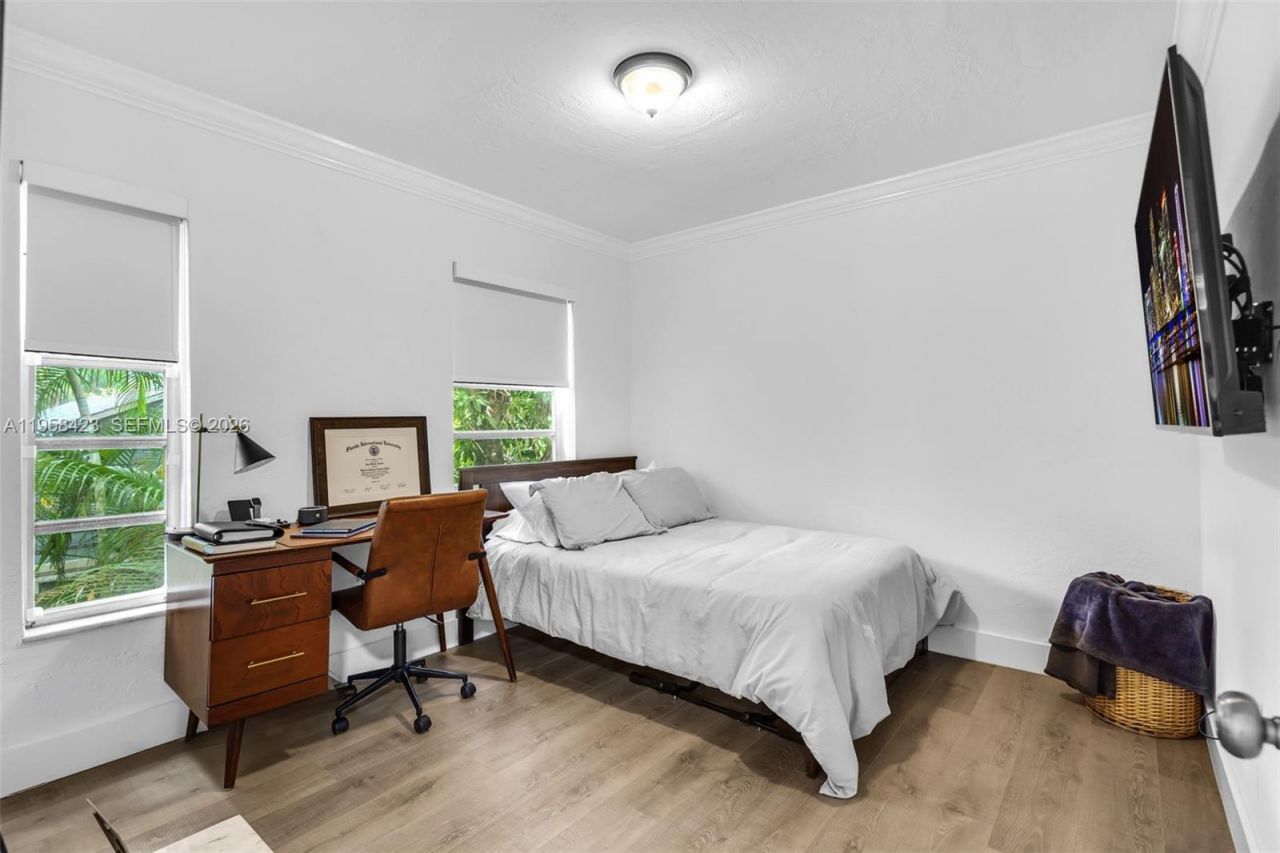 1650 S Le Jeune Rd , Unit 105, Coral Gables, FL 33134 Photo