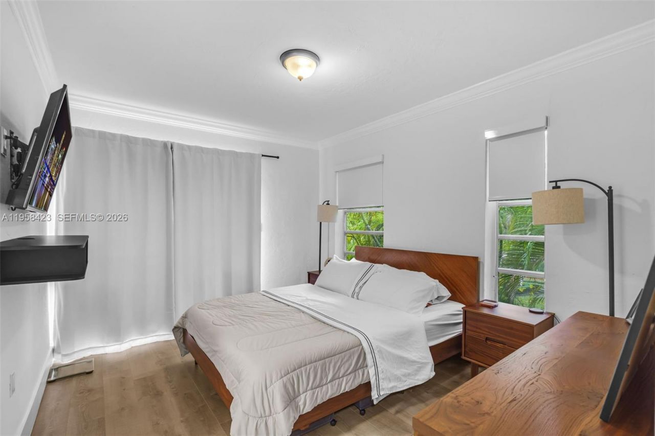 1650 S Le Jeune Rd , Unit 105, Coral Gables, FL 33134 Photo