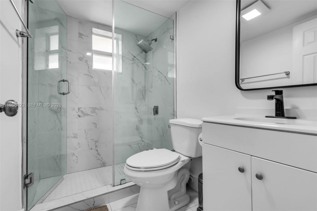 1650 S Le Jeune Rd , Unit 105, Coral Gables, FL 33134 Photo